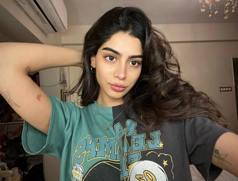 Khushi Kapoor Net Worth