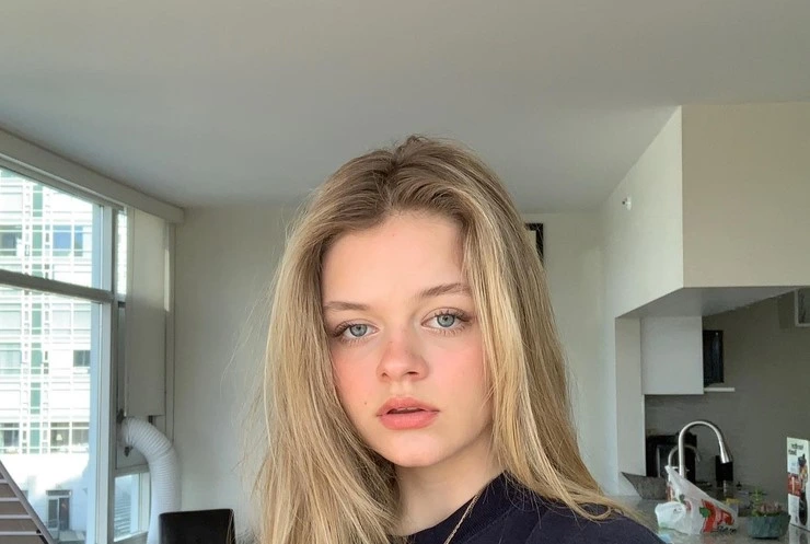 Kylie Rogers Net Worth