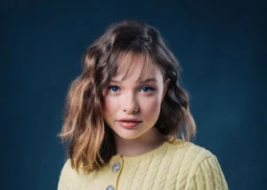 Zoe Colletti Net Worth