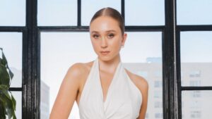 Emma Malouff Net Worth | Personal Life