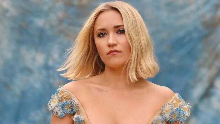 Emily Osment Net Worth | Personal Life